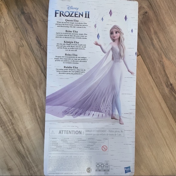 🍉 NEW Frozen 2 Elsa doll - Picture 2 of 4